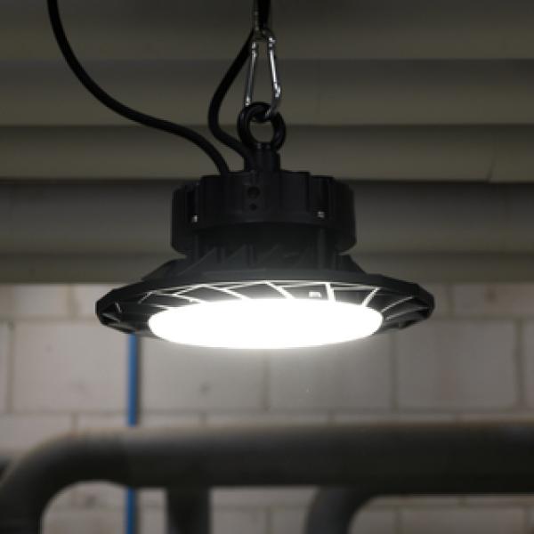 SHADA LED Highbay LED Hallen Pendelbeleuchtung 150W 21000lm 4000K IP65, EEC: D (2400390)